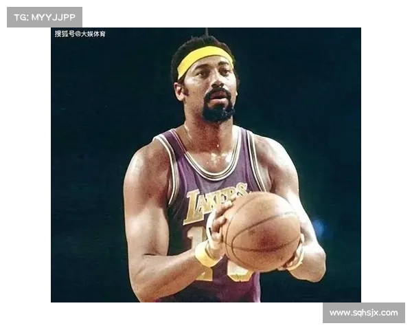 如何通过球场数据与比赛录像了解张伯伦的足球位置与战术特点